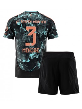 Bayern Munich Kim Min-jae #3 Replika Borta Kläder Barn 2024-25 Kortärmad (+ byxor)